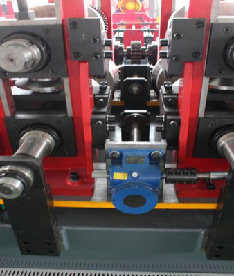 Máy cắt thủy lực hiệu quả CZ Purlin Roll Forming Machine - 15-20m/min Tốc độ