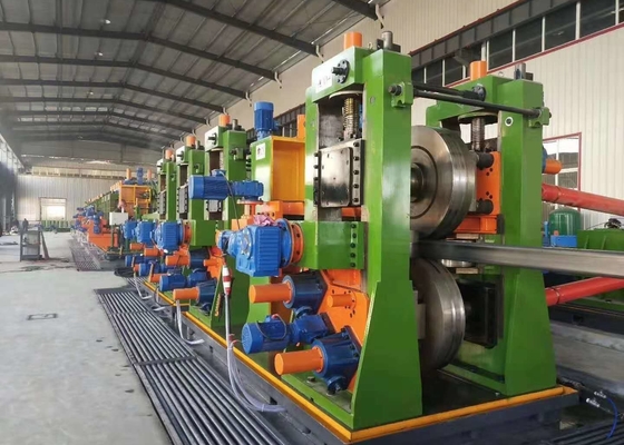 Máy sản xuất ống thép cuộn Cs 10-30m / phút tối thiểu 165mm