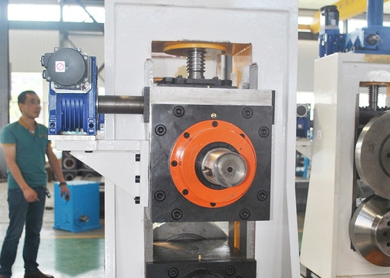 Dây chuyền sản xuất ống thép tròn vuông tối đa 127mm Độ dày 4.0Mm Tùy chỉnh