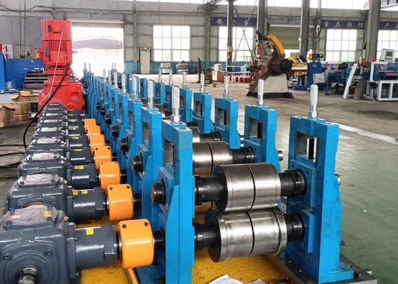 Dây chuyền sản xuất ống thép tròn 20m / phút 25 mm