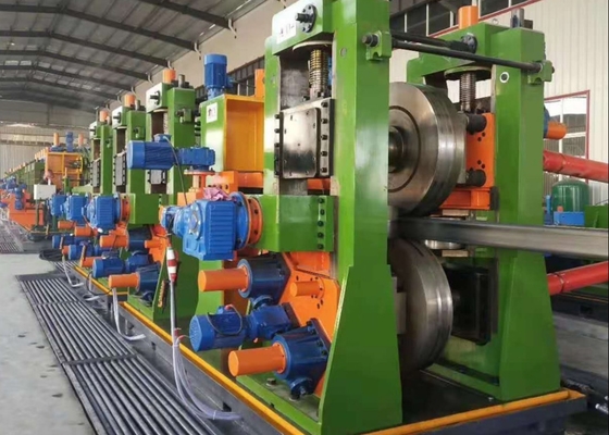 Kích thước có thể điều chỉnh Dây chuyền sản xuất ống thép 114-219mm Tốc độ tối đa 120mM / phút