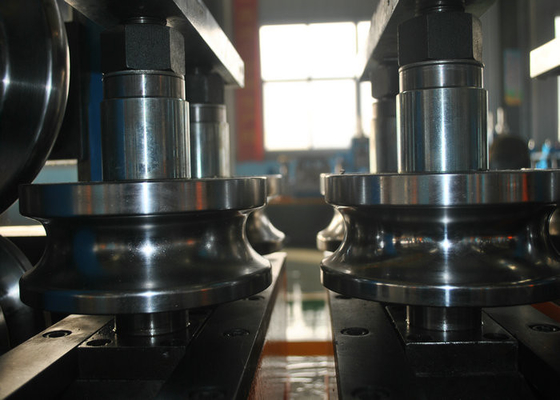 Nhà máy sản xuất ống ms tốc độ cao tự động hóa máy nghiền ống chất lượng cao