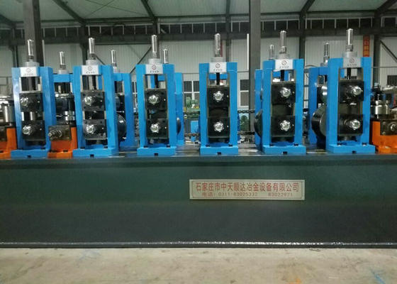 Dây chuyền sản xuất ống thép carbon kim loại trực tiếp tốc độ cao 80-120m / phút tại nhà máy