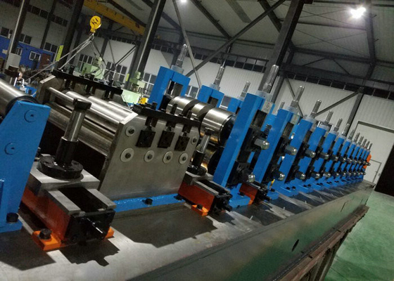 Máy làm ống thép được chứng nhận ISO9001 cho sản xuất ống vuông