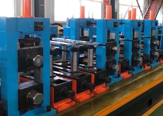 Dây chuyền sản xuất ống thép bán kính đôi có độ chính xác cao 100m / phút