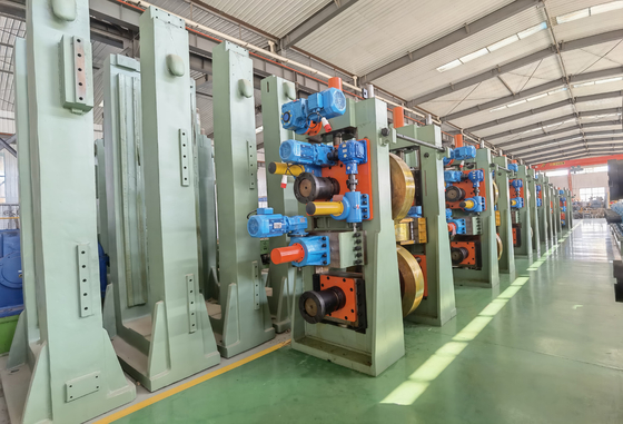 Nhà máy ống thép carbon vuông 300x300mm hoàn toàn tự động