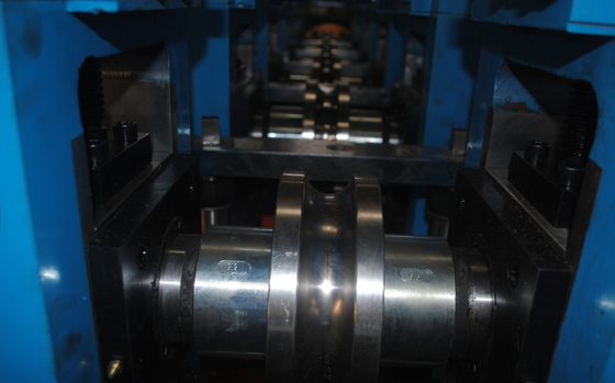 Độ kính 95mm Carbon Steel Tube Mill Machine Line 90m/Min Khả năng chống mệt mỏi
