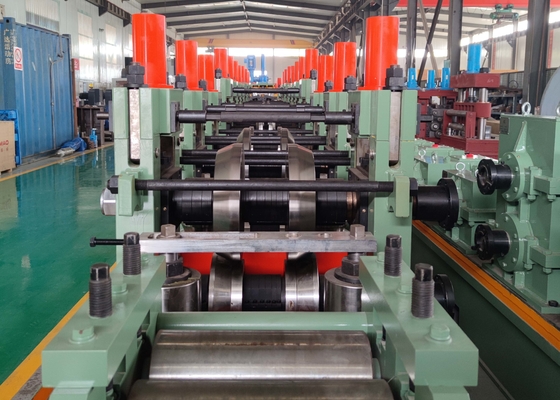 Độ điều chỉnh 114-219mm Steel Square Tube Mill Max 120mM/Min Tốc độ