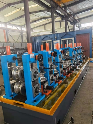Máy làm ống kim loại cắt thủy lực hoàn toàn tự động tốc độ 50M/min