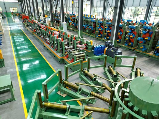 Nhà máy ống ERW 273mm với Bộ tích lũy ngang