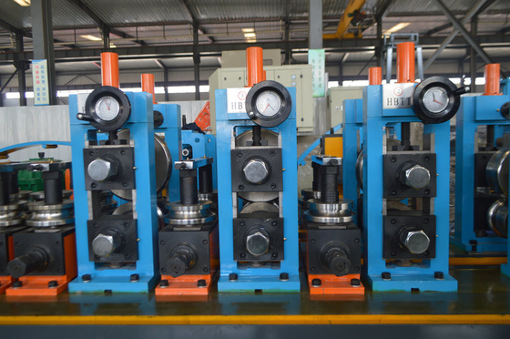 Đường may thẳng bằng thép carbon Đường ray hàn cao tần được sử dụng